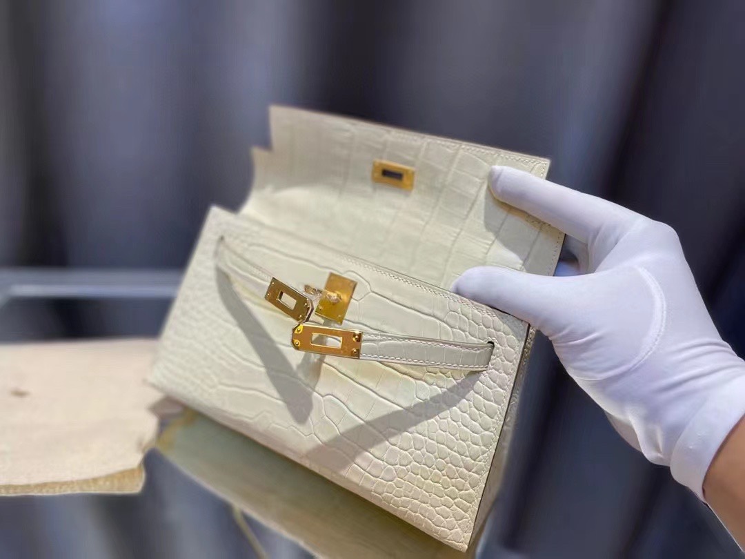 에르메스 켈리 포쉐트 화이트 금장 악어가죽